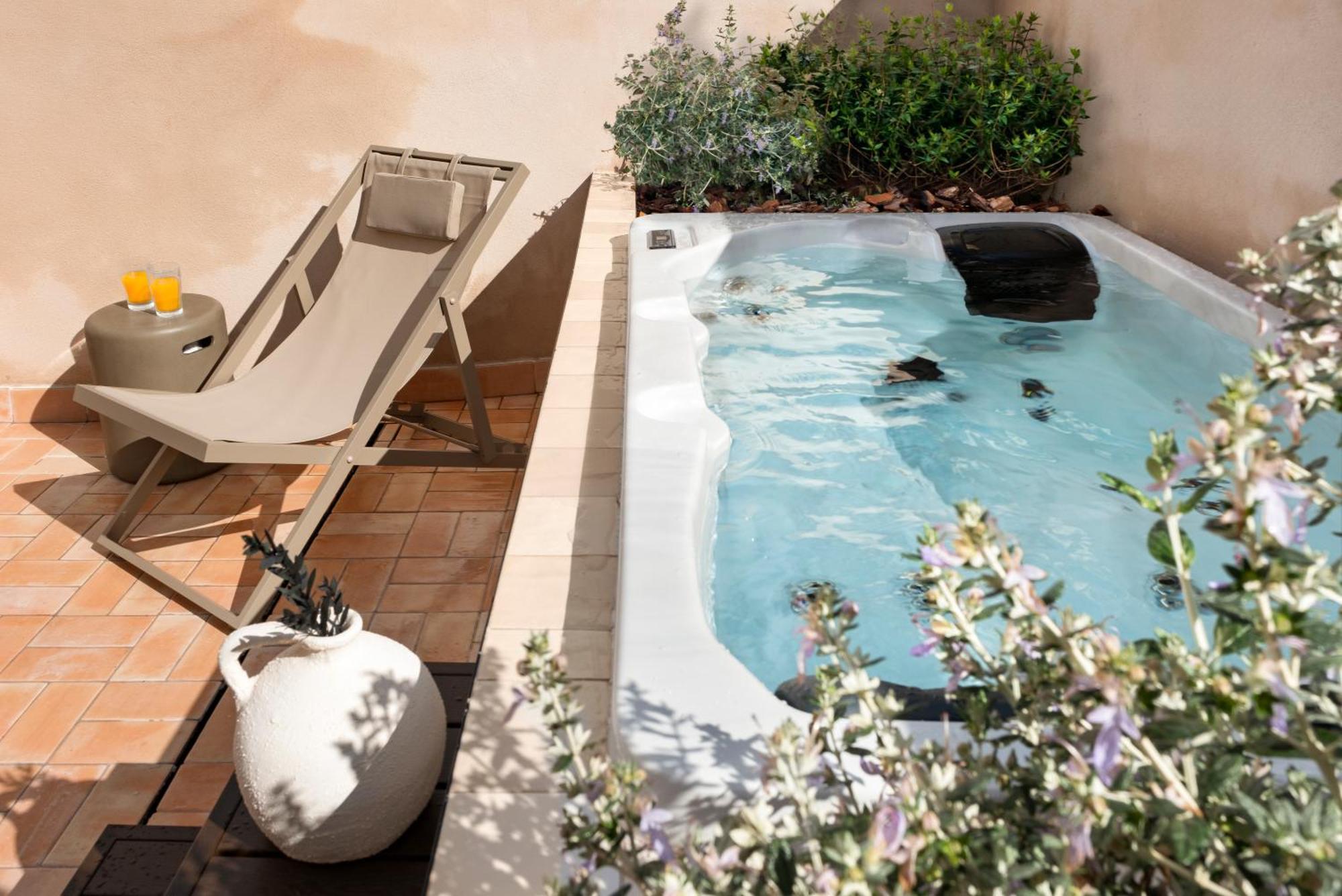 Appartamento Magno Clavellinas - Pool And Parking