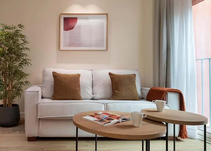 Magno Apartments Clavellinas - Pool And Parking